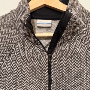Women XL Heather Gray 
Herringbone zip up cardigan
Simple, sporty,NICE! NOW$13